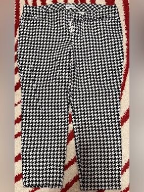 Houndstooth Ankle Pants